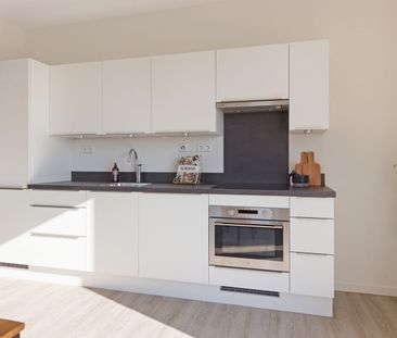 Appartement te huur: Mary van der Sluisstraat 290 1095 ME Amsterdam - Photo 6