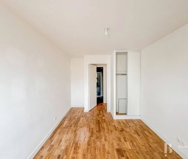 Rental Apartment Clichy Centre ville - Photo 2