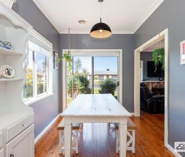 Three Bedroom Home - Photo 3