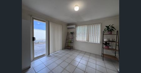 Neat & Comfortable Family Home - Photo 2