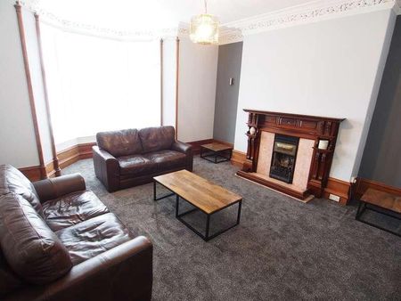 Gray Street, Aberdeen, AB10 - Photo 2