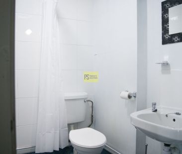 23 Hobart Croft - Photo 2