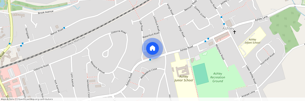 Homewood Close, New Milton, Hampshire. BH25 5DF