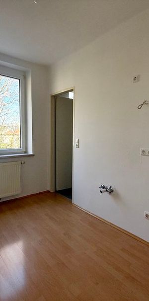 Geförderte 2-Raumwohnung im 3.Stock in Ried im Innkreis - Photo 1