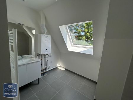 Location Appartement 4 pièces 80m² HONFLEUR 14600 - Photo 3