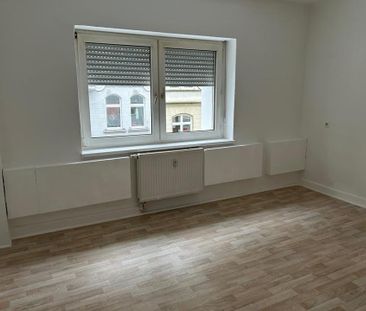 3 Zimmer Wohnung im Erdgeschoss -Hochpaterre- - Photo 4