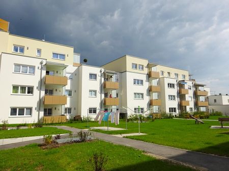 Moderne 3-Zimmer Wohnung mit Loggia - Foto 4