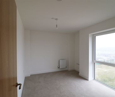 2 Bed Flat, Brooklands Court, LU2 - Photo 2