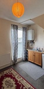 Sheffield Road, Chesterfield, S41 - Photo 3