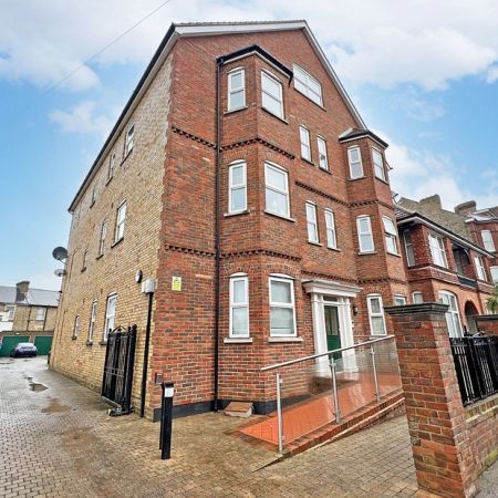 Cliftonville Avenue, Cliftonville, Margate, CT9 2ET, Kent - Photo 4