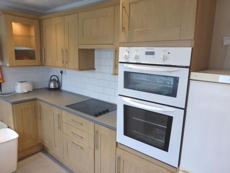 Dereham Road, Norwich - Photo 3