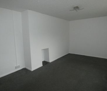 3 bedroom end of terrace house to rent - Photo 1