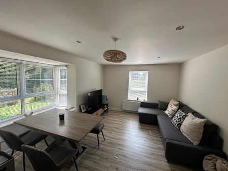 2 bedroom flat to rent - Photo 2