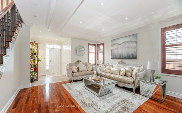 7 Sorbonne Drive #UPPER - Photo 1