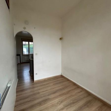 Location Appartement 1 pièce 28m² PERIGUEUX 24000 - Photo 4