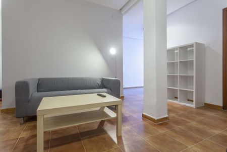 Bright single room in Ciutat Vella - Photo 3