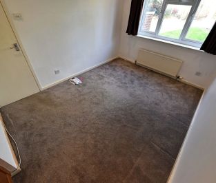 1 bedroom Flat in Abbeydale Grove, Leeds - Photo 6