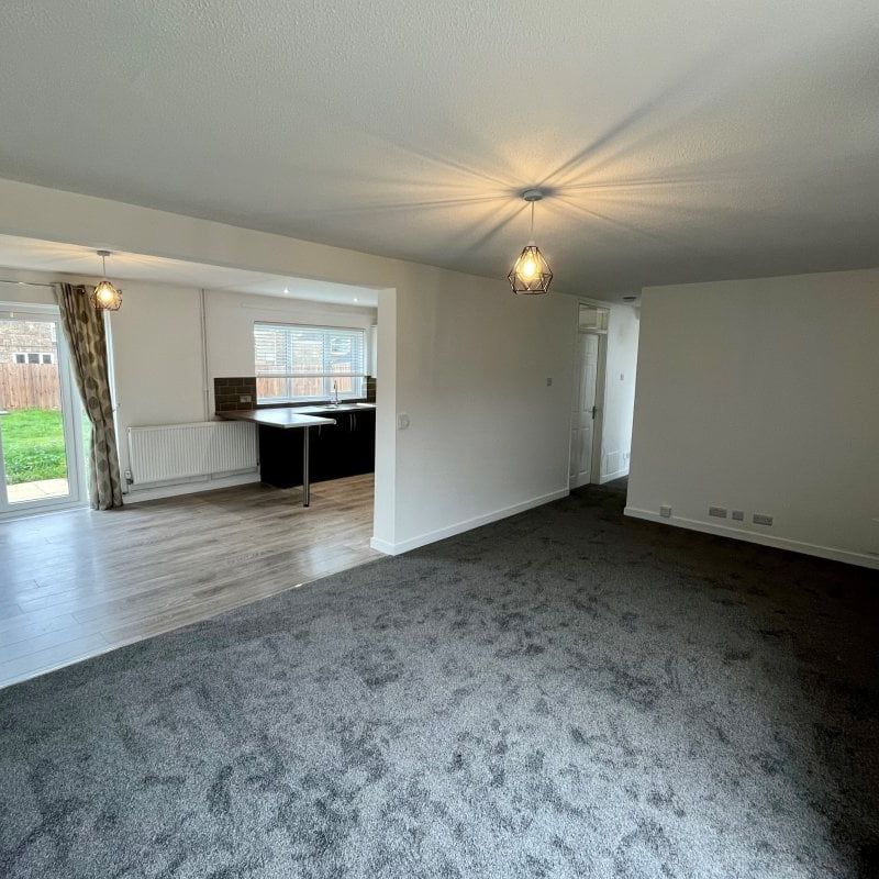 Olive Close - Photo 1