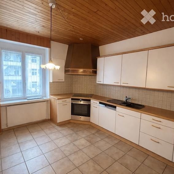 Charmante 5.5-Zimmer-Maisonette-Wohnung in ruhigem Hinterhof - Foto 1