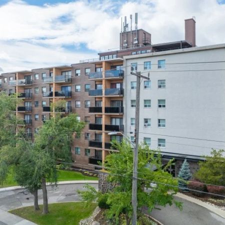 Victoria Village Towers - Photo 3