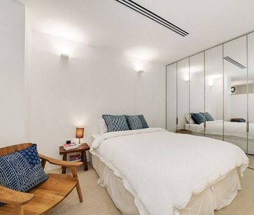 Beachfront Apartment with Private Courtyard in the Exclusive 'Pacific' - Photo 2