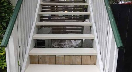 2BR Stoke character flat with Deck & Garden - Photo 3