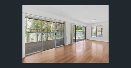 Surfers Paradise Best Street - Photo 2