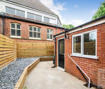 Studio to rent - Photo 4