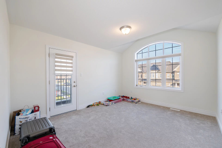 For Lease - 1 Bushwood Trail Unit# Upper, Brampton, Ontario - Photo 2