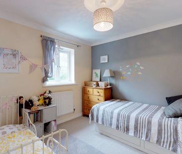 3 bedroom terraced house to rent - Photo 6