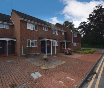 2 bedroom terraced house to rent - Photo 3