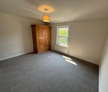 2 bedroom terraced house to rent - Photo 6