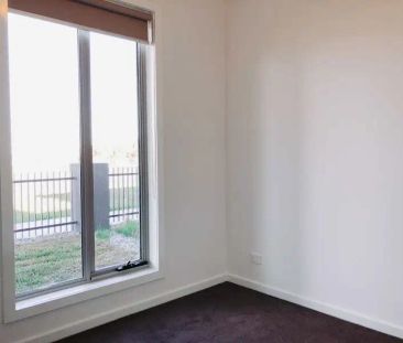 241 Duke Street, Sunshine North VIC 3020 - Photo 2