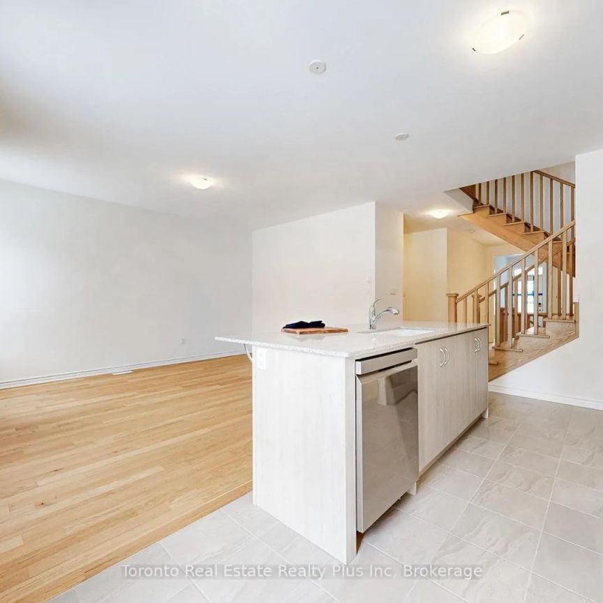 1476 MELVILLE BONUS CRESCENT - Photo 1