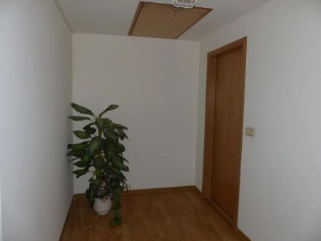 Im Zentrum von Oschatz bezugsfertige, gemütliche Zweiraumdachgeschosswohnung - Foto 3