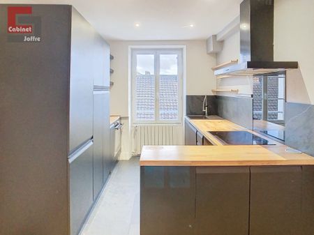 Location Appartement 3 pièces 66m² FONTAINEBLEAU 77300 - Photo 4