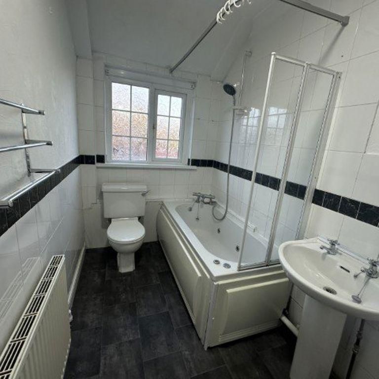 3 bedroom cottage to rent - Photo 1