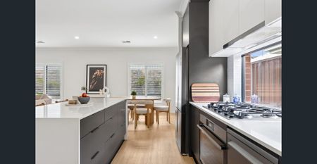 Discover the Ultimate Blend of Comfort and Convenience - Photo 2