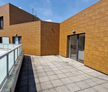 Vybavený klimatizovaný byt 4+kk s terasou, garážové stání, rezidence Nová Karolina, Ostrava - Photo 2