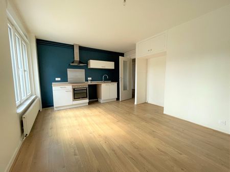 Location Appartement 5 pièces 122m² EPINAL 88000 - Photo 4