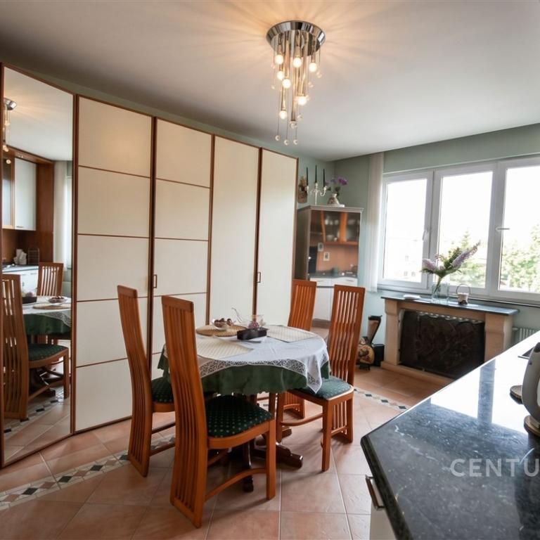 Pronájem bytu 1+1 56 m2 - Fotografie 1