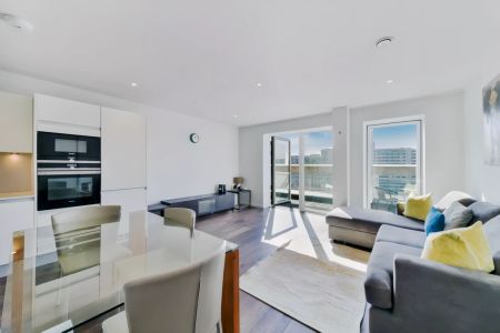 2 Bedroom 2 Bathroom - Photo 2