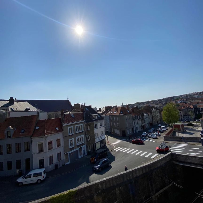 Location Appartement 2 pièces 35m² BOULOGNE SUR MER 62200 - Photo 1