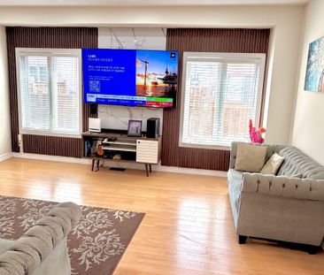For Lease - 41 Crumlin Crescent, Brampton, Ontario - Photo 6