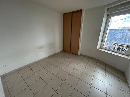 Location Appartement 4 pièces 70m² ANNONAY 07100 - Photo 2