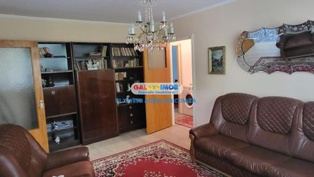 Apartament 3 camere Berceni etaj 1/4 - Fotografie 4
