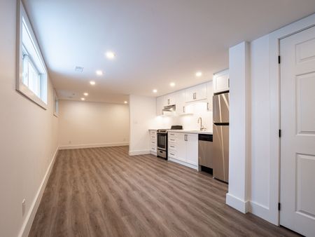 For Lease - 7160 Waters Avenue Unit# LOWER, Niagara Falls, Ontario - Photo 2