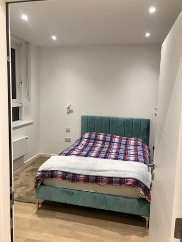 1 bedroom flat to rent - Photo 2