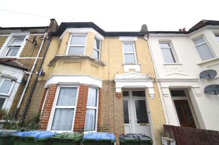 Bannockburn Road, London, SE18 - Photo 2