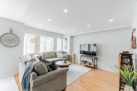 For Lease - 63 Feint Drive, Ajax, Ontario - Photo 3